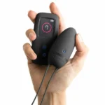 Il Bnaughty Premium – Bullet Wireless di B Swish offre un'esperienza intima con vibrazioni elettriche e controllo senza fili.