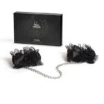 Scopri il lusso delle Bijoux Indiscrets Manette di Organza