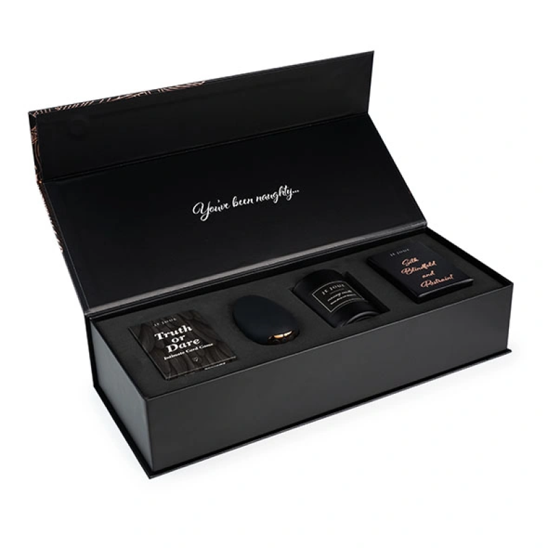 Je Joue The Naughty Gift Set The Naughty Gift Set brings everything you need for unforgettable intimacy.