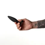 Il Plug Anale Vibrante Vesta di Je Joue offre vibrazioni potenti con controllo remoto