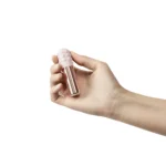 Il Vibratore Bullet Ricaricabile di Le Wand offre un'esperienza di piacere intensa grazie alle sue modalità di vibrazione e intensità variabili.