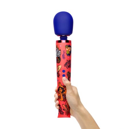 Le Wand Feel My Power 2022 Kelly Malka Edition A high-quality image of the Kelly Malka special edition vibrator.