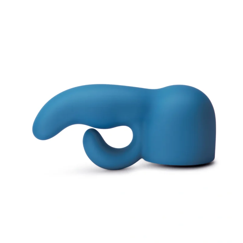 Le Wand Petite Dual Weighted Silicone Attachment. Experience dual stimulation with Le Wand's Petite Weighted Silicone Attachment.