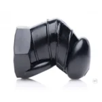 Scopri il controllo totale con la Detained – Gabbia di Castità Nera della Master Series