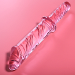 Il Dildo in Vetro Nebula Series offre un'esperienza di lusso e sicurezza con il suo vetro borosilicato premium.