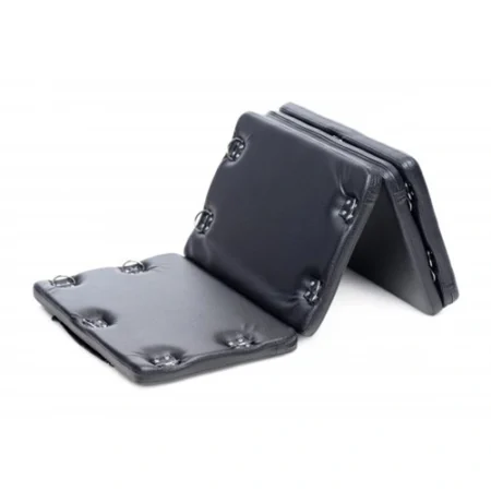 ideale per esplorare nuove fantasie BDSM.