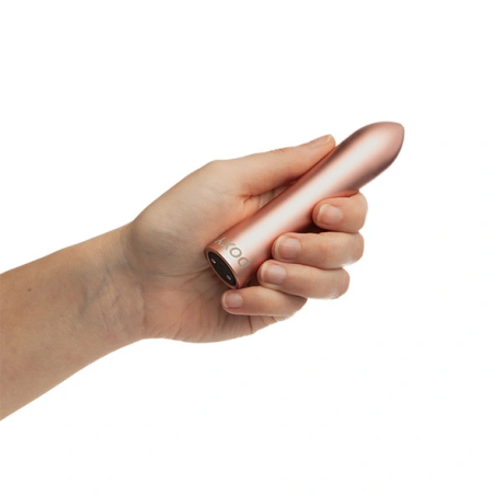 Il Vibratore Bullet Doxy offre un'esperienza vibrante e discreta grazie alle sue 7 modalità di vibrazione